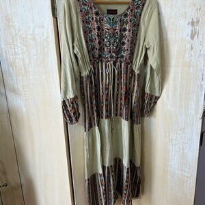 Vintage Embroidered Green and Brown Midi Dress